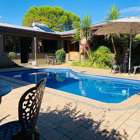Greenleaf Guest Lodge Bloemfontein Exterior foto